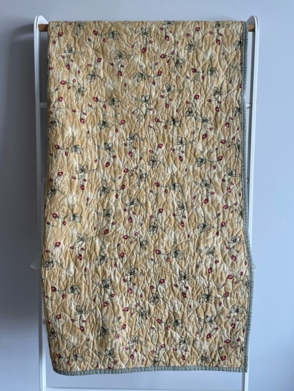 Handmade patchwork quilt - Picture 3 of 8